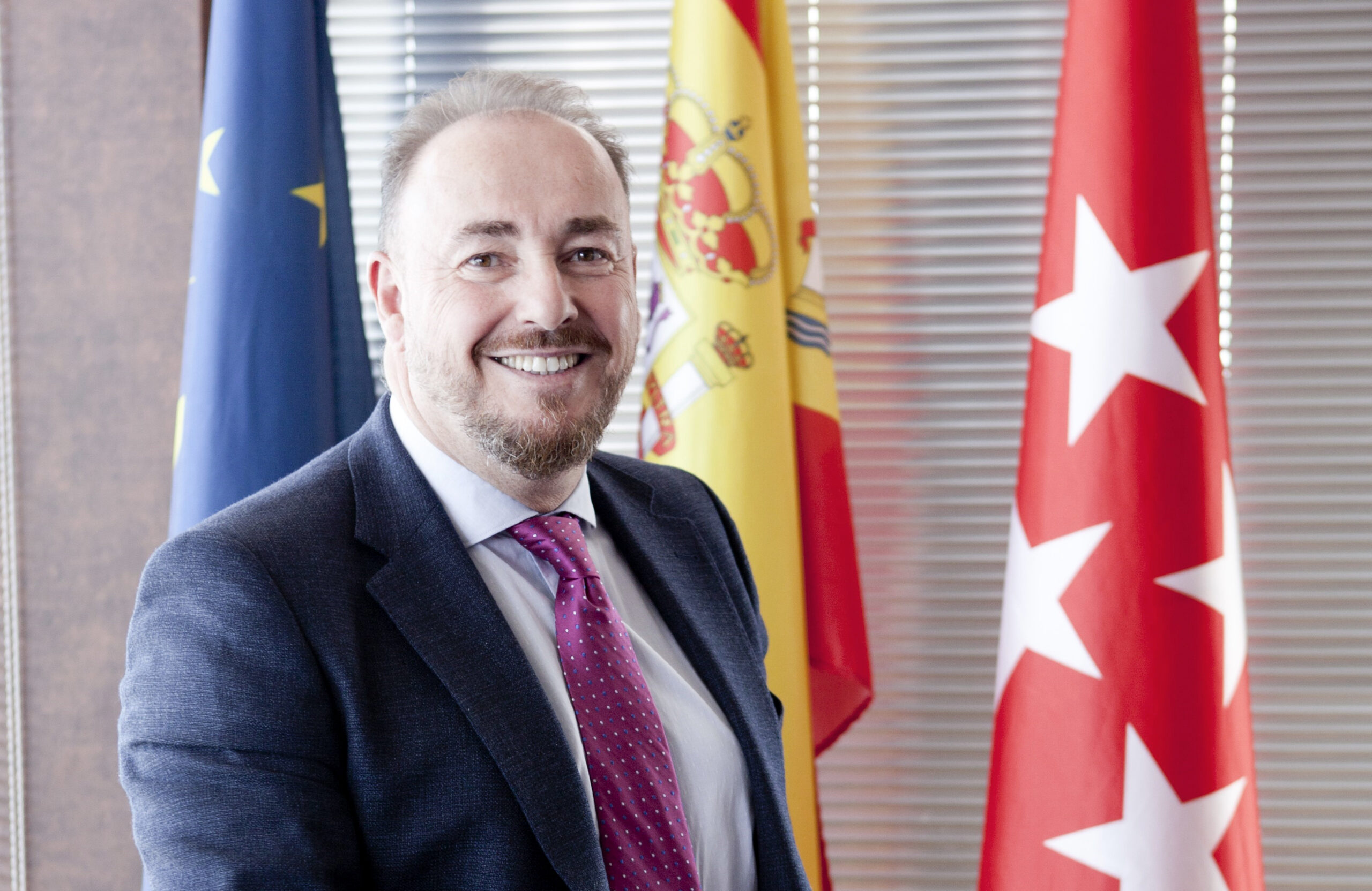 Juan Casares